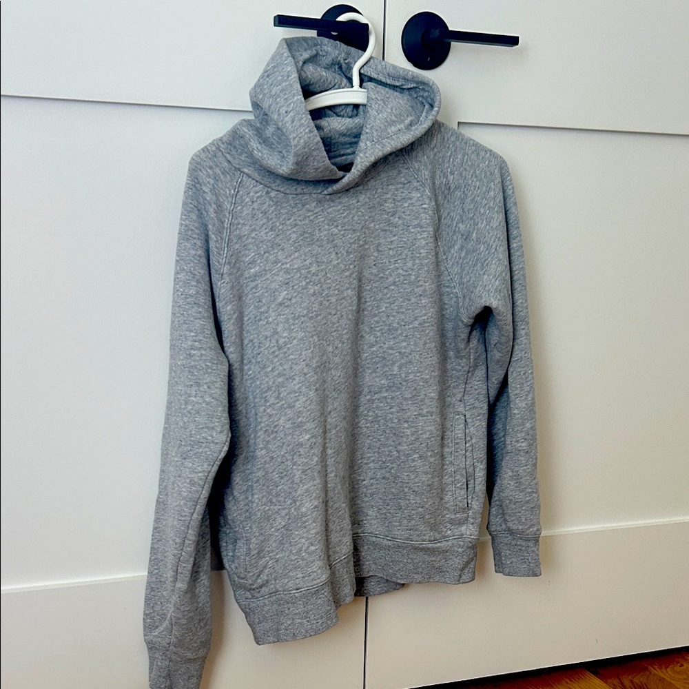 Banana Republic Gray Women’s Hoodie Sweater